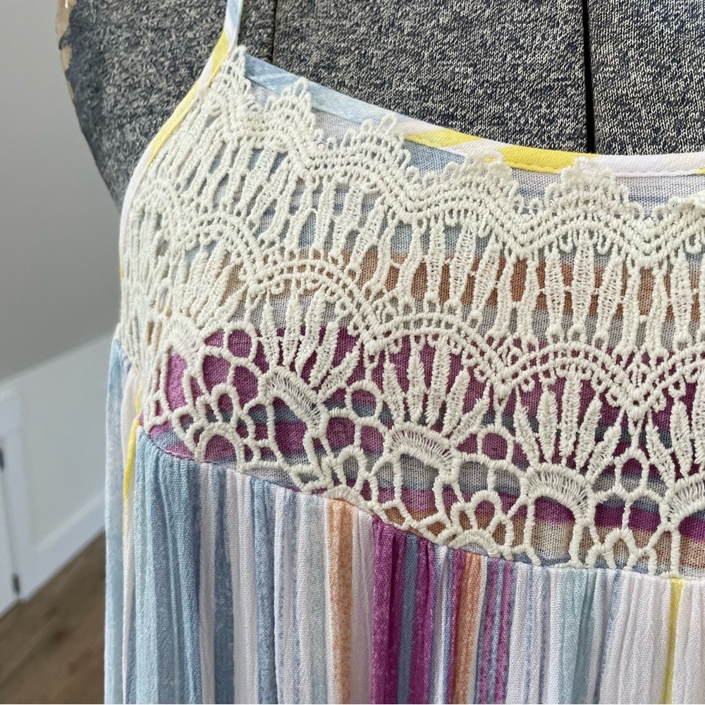 Flowy, loose fit summer Pink, blue, purple, yellow striped maxi dress - Picture 5 of 10